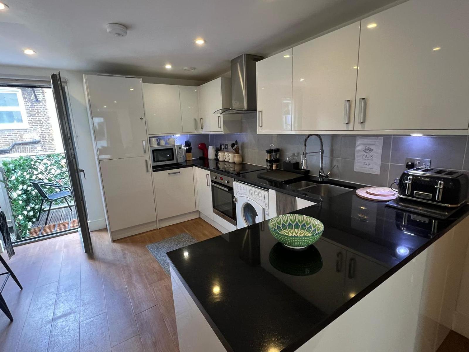 Bright And Modern 3 Bed Apartment Hyde Park Central Londra Exterior foto